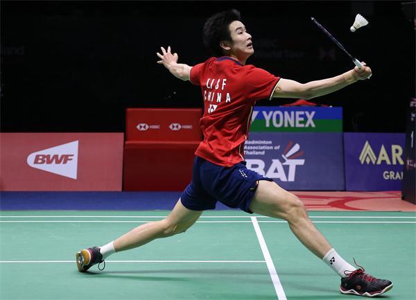 跨国支持！湖人老板飞欧洲力挺东契奇，国际赛场提升球队价值