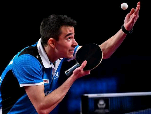 季强势夺冠 季强势夺冠