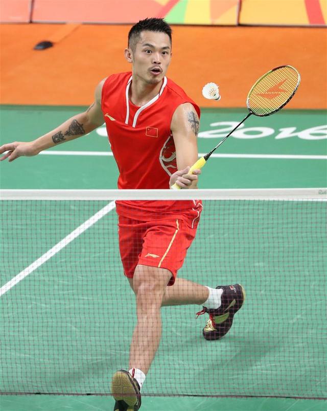 自巴特勒的 自巴特勒的