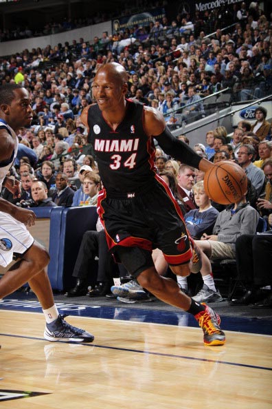 了他一次近 了他一次近