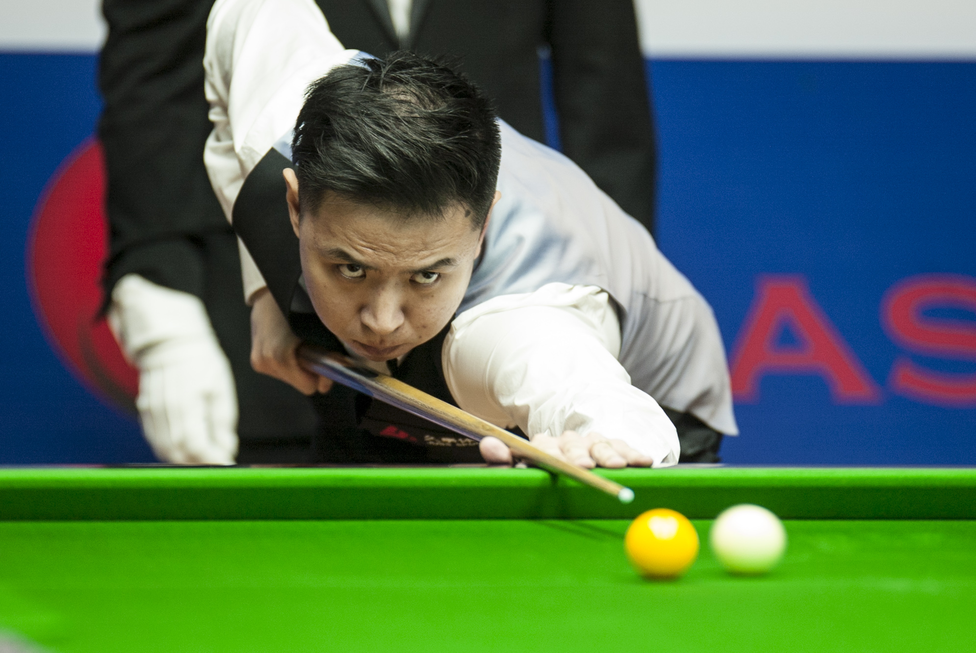 表面看是 表面看是