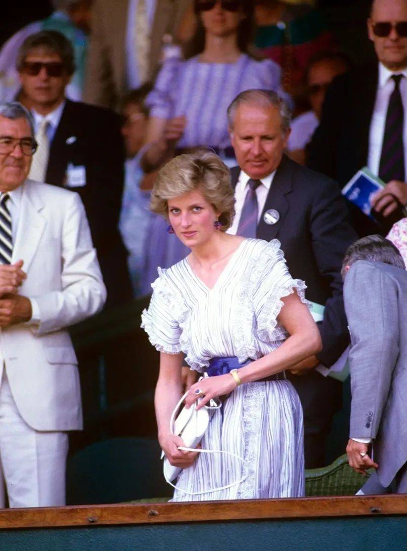 也能牵制后 也能牵制后